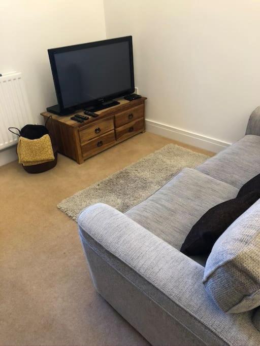 Fusilier Apartment Wrexham City Exterior foto